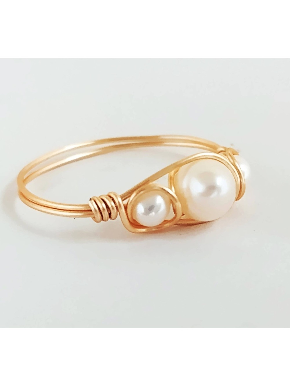 Cultured Pearl Wire Wrap Ring, Size 7 Gold Tone